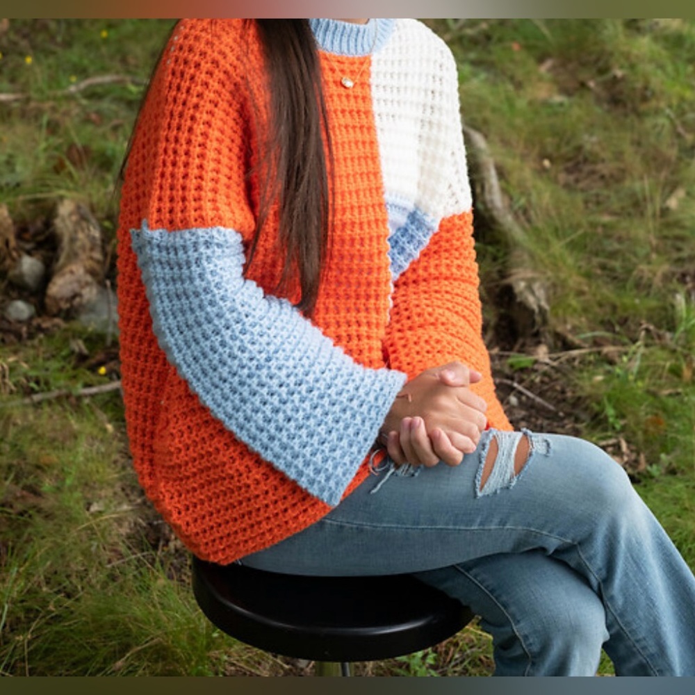 She + Sky Women’s Colorblock Knight Sweater - Orange, Blue, and White Size M